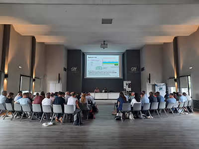 Participants réunis en salle pour les Journées des filières ovine et bovine à Guéret, centrées sur les enjeux carbone des coopératives