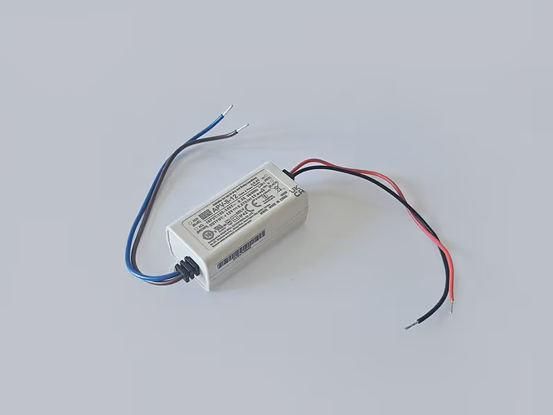 Sentinel wired shore power sensor