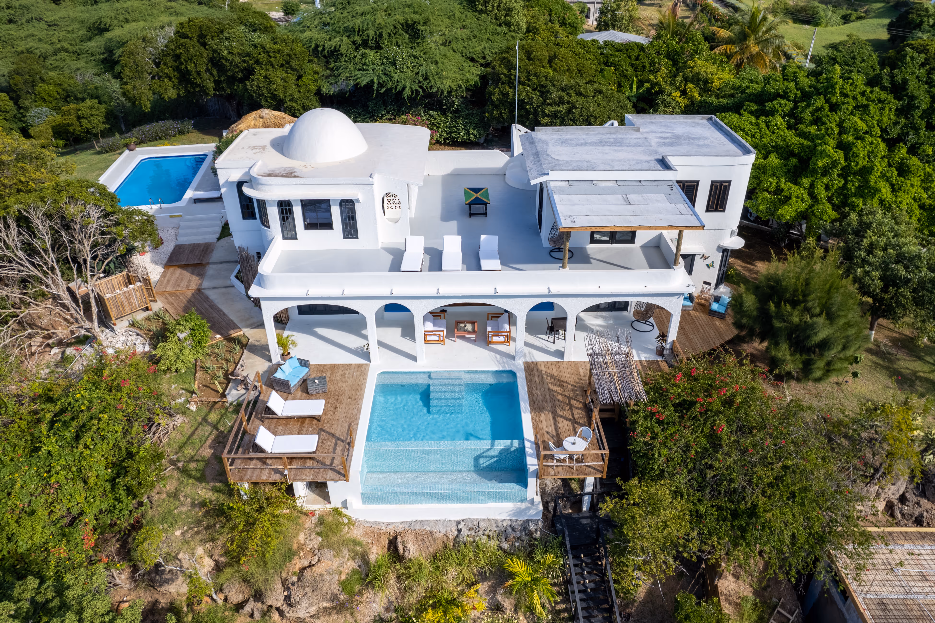 bed room with bed side lamp