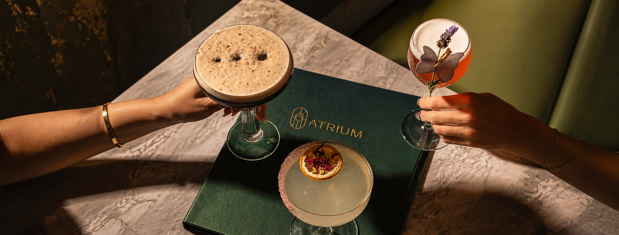 Cocktails signature sur le menu Atrium