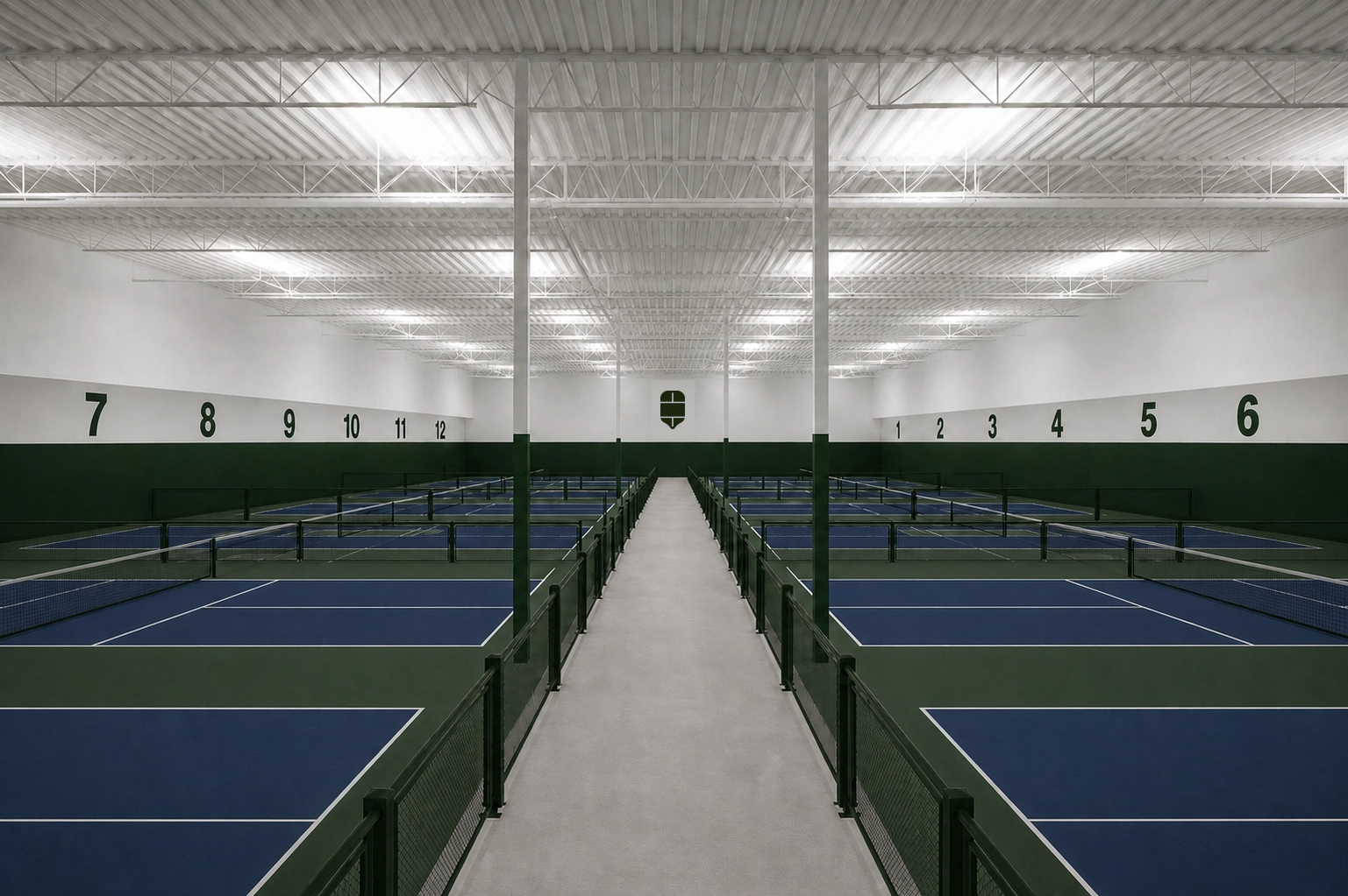 12 terrains de pickleball intérieurs du complexe Atrium