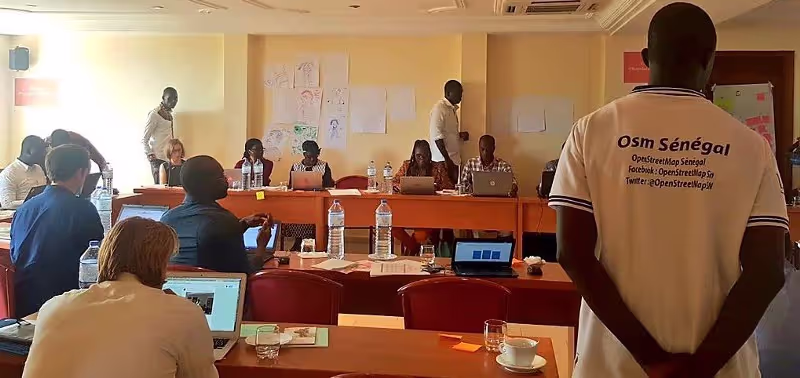 The OpenStreetMap Senegal team providing training by Heather Leson, CC BY 4.0