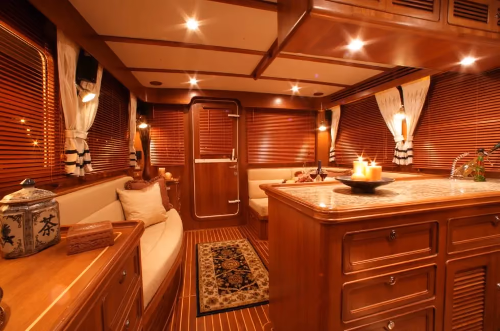 45 foot motor yacht
