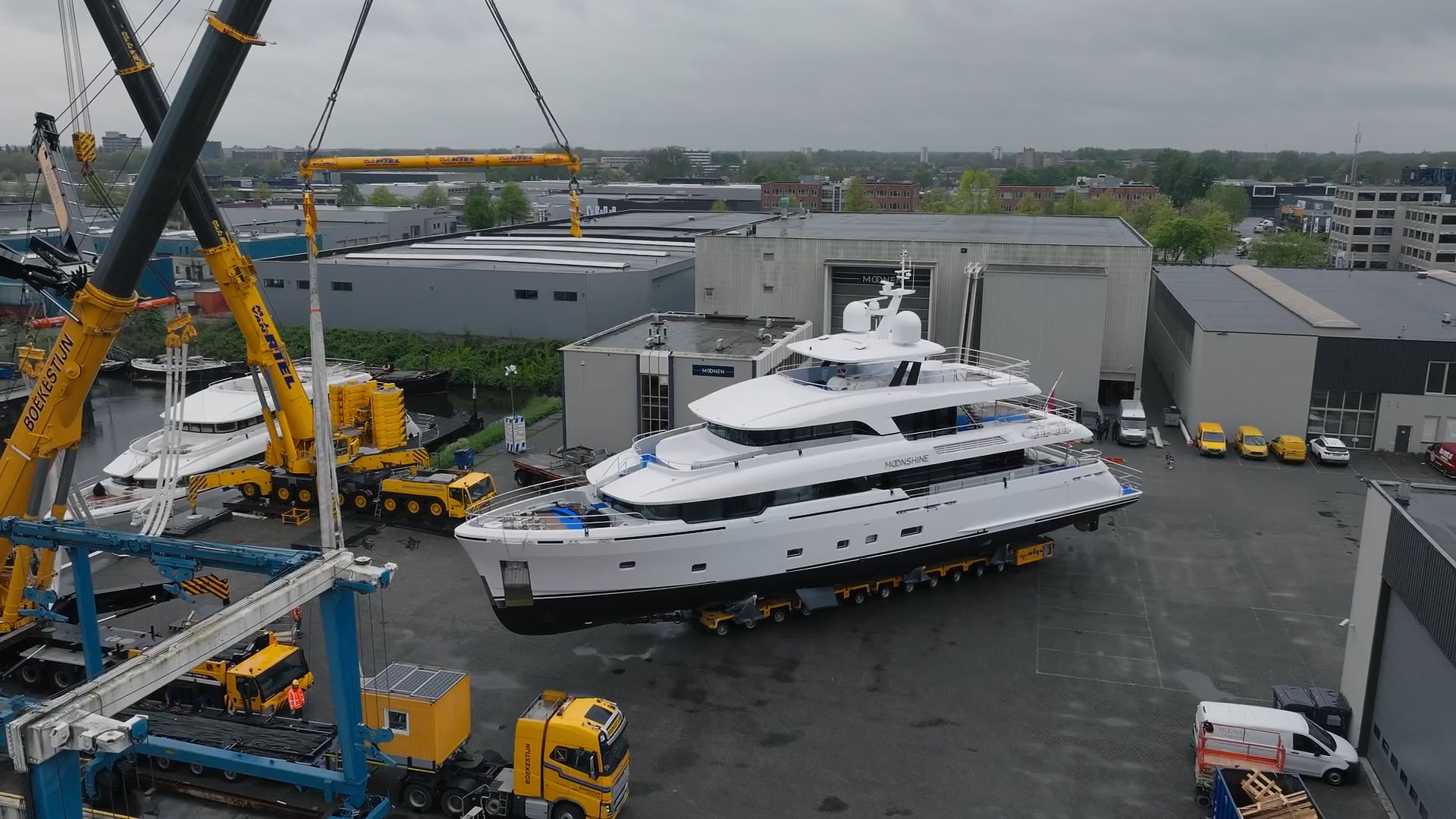 Moonen Yachts Tewaterlating