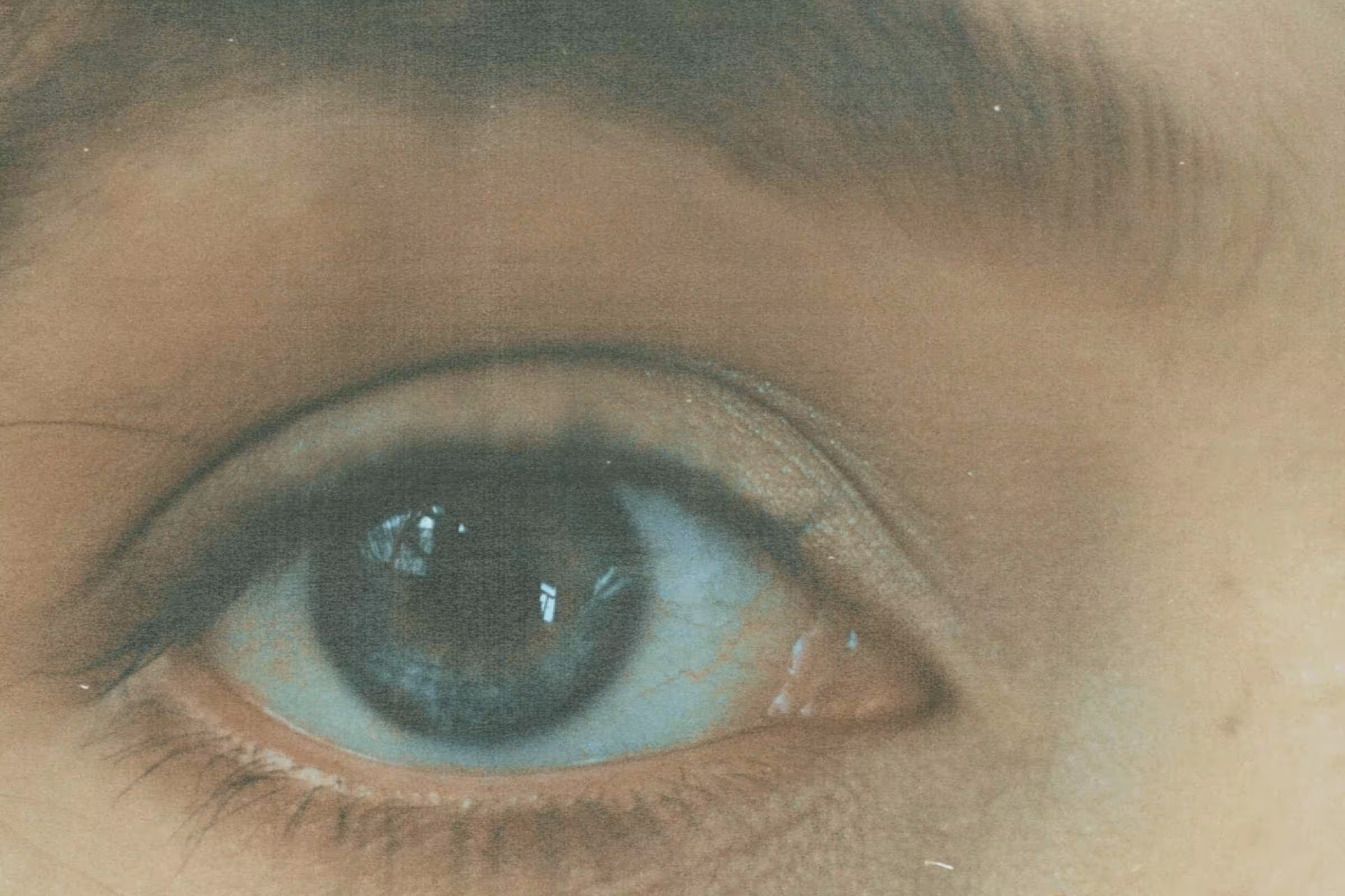 Women contemplating vulvar inflammation and what symptoms to look out for.