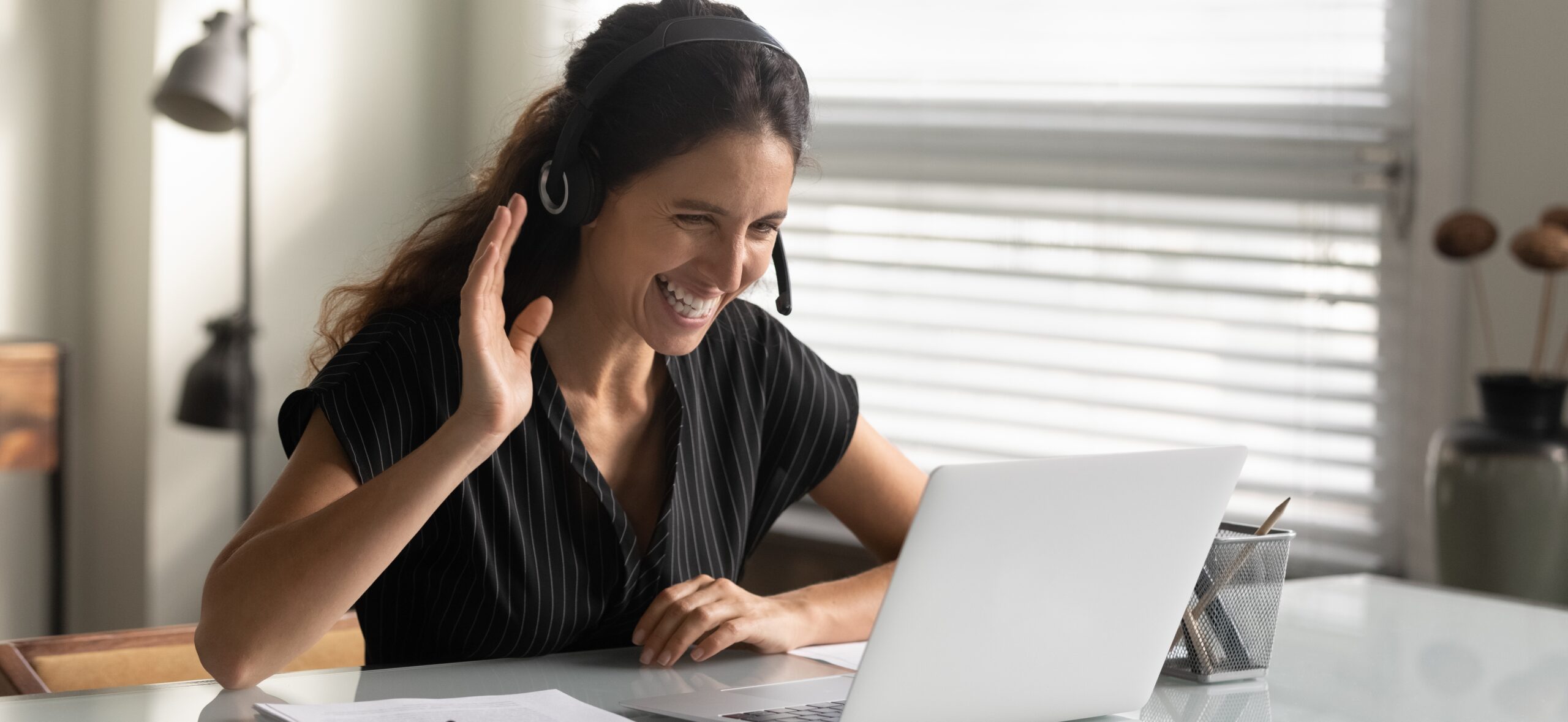 How to Earn a Full-Time Salary With Wellness Workshops