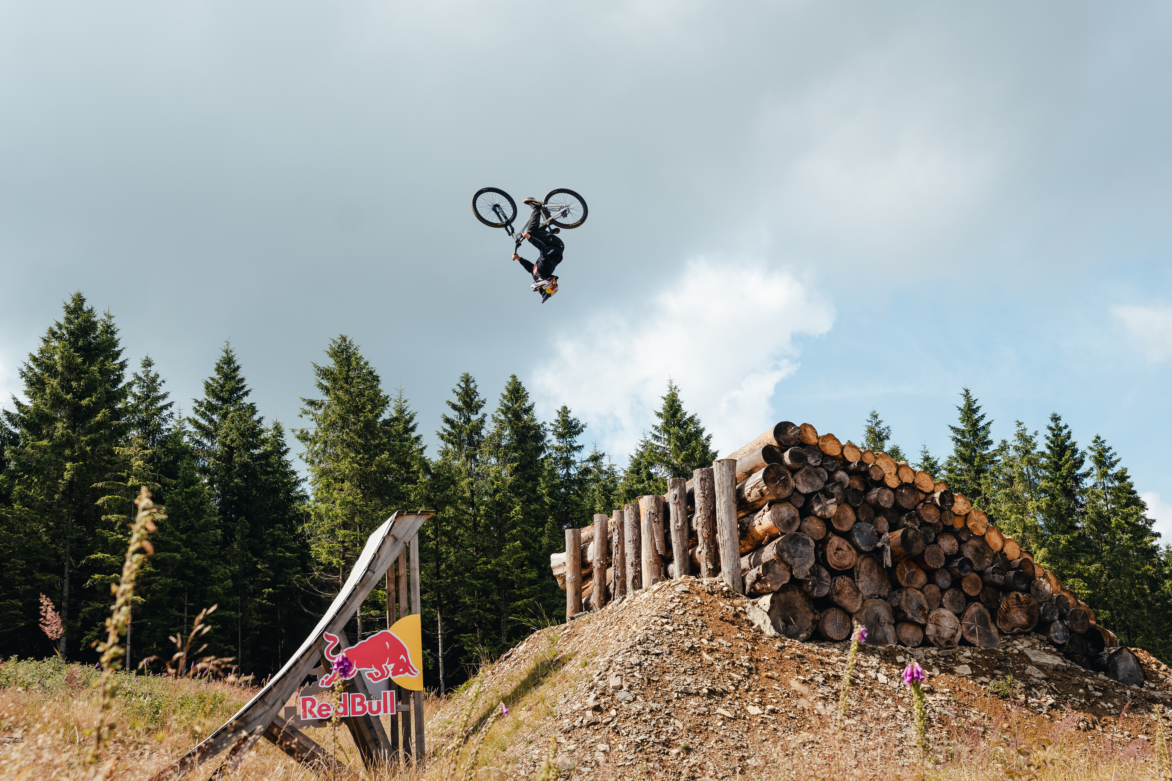The Start Of Santa Cruz - The Send It Daily - 411
