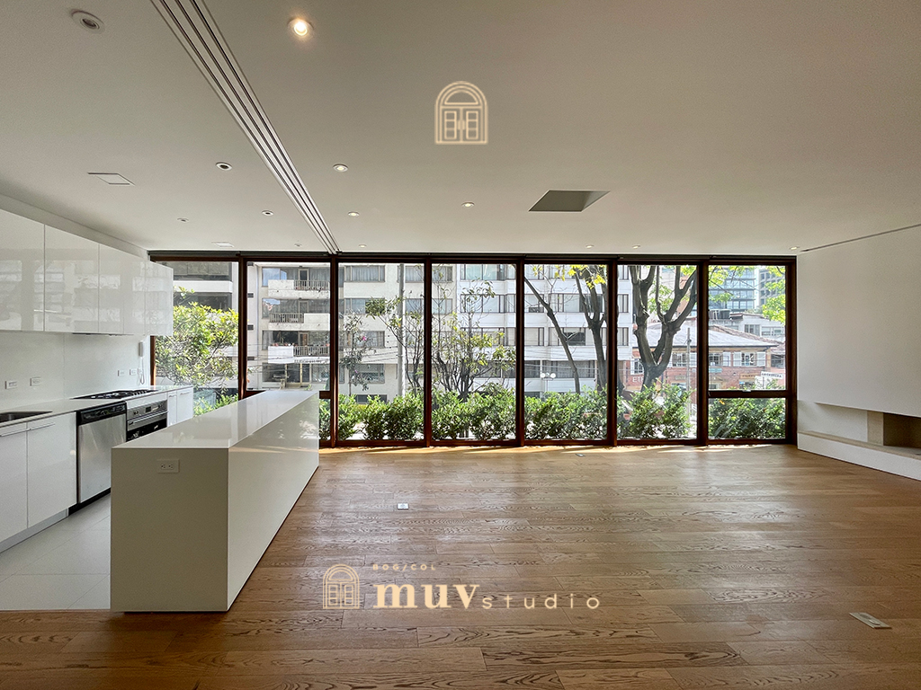 Espectacular y moderno apartamento de 150 mt2 + ⁠balcón de 5 mt2 en la Cabrera para arriendo.