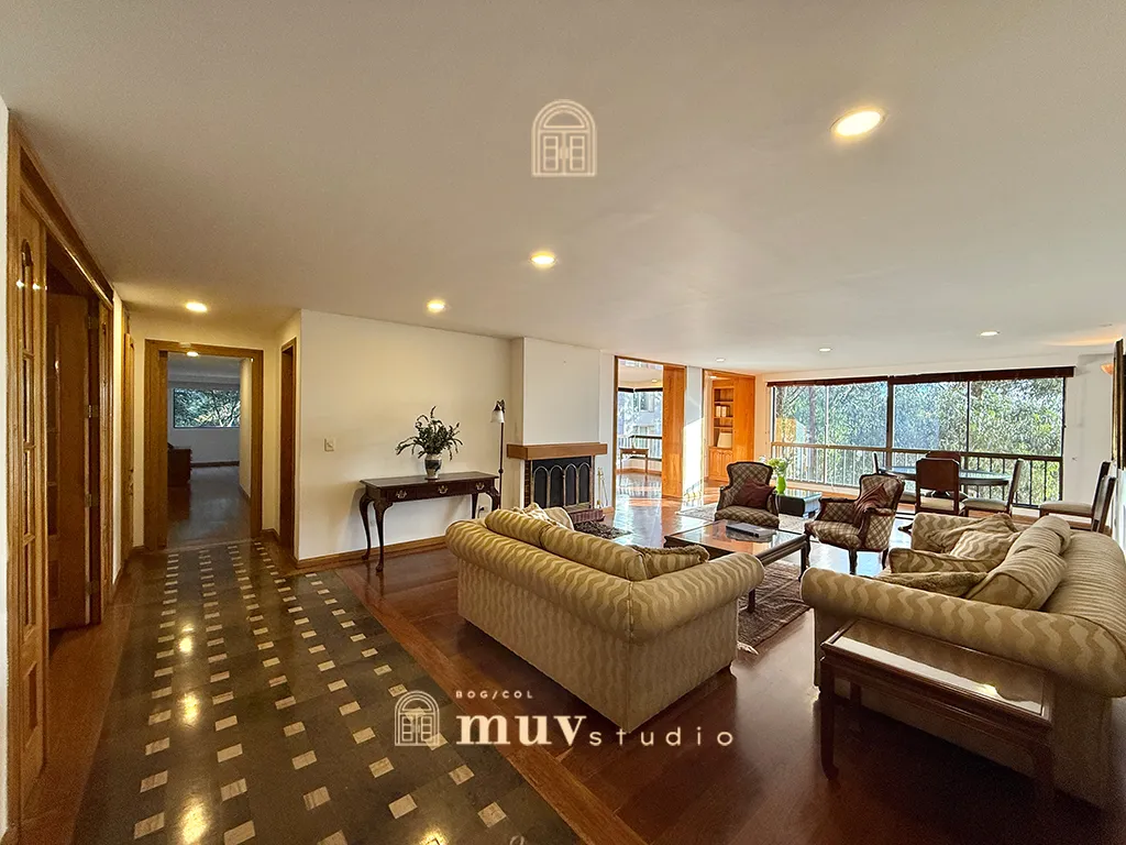 Amplio apartamento con vista verde divina en el refugio para venta o arriendo. 