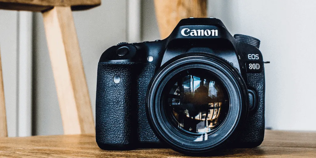 Buyer's Guide 7 Tips to Help You (Safely) Buy Used Photography Gear Online_blog post header_twitter sized (1)