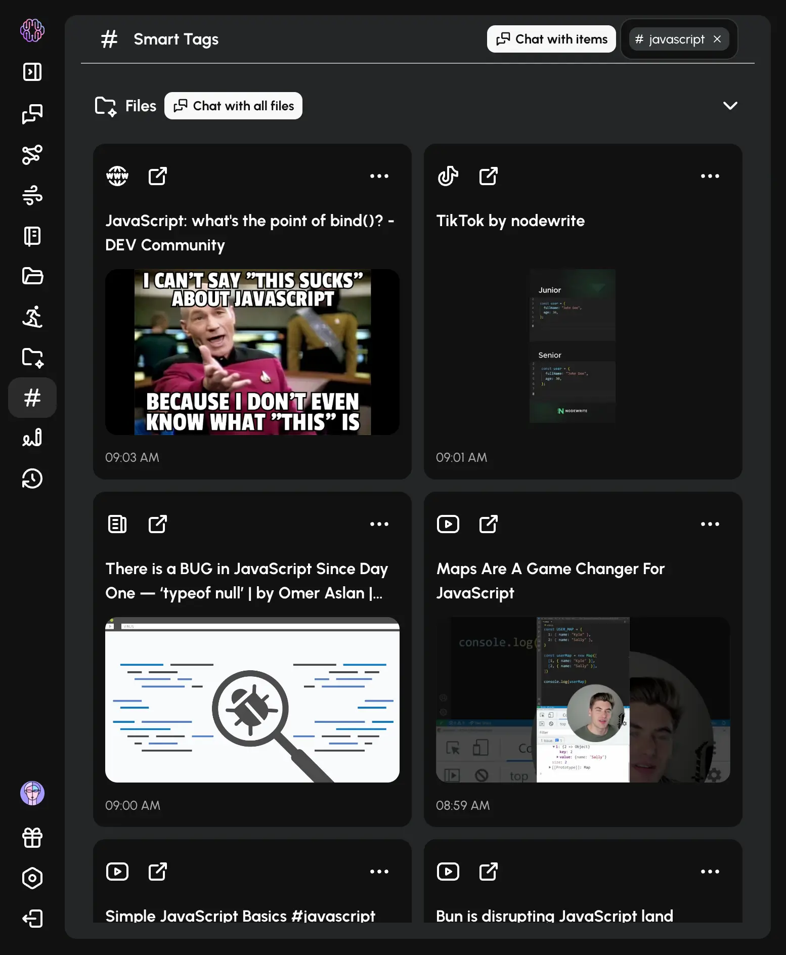 Auto organized and auto tagged knowledge base