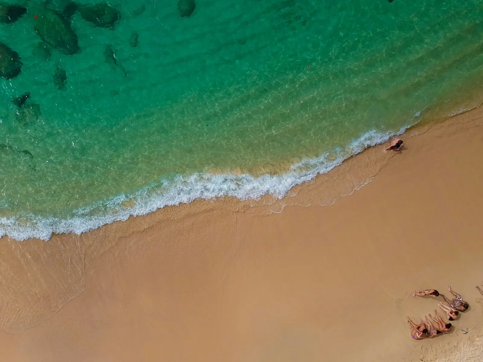Anse Source d’Argent beach with granite rocks