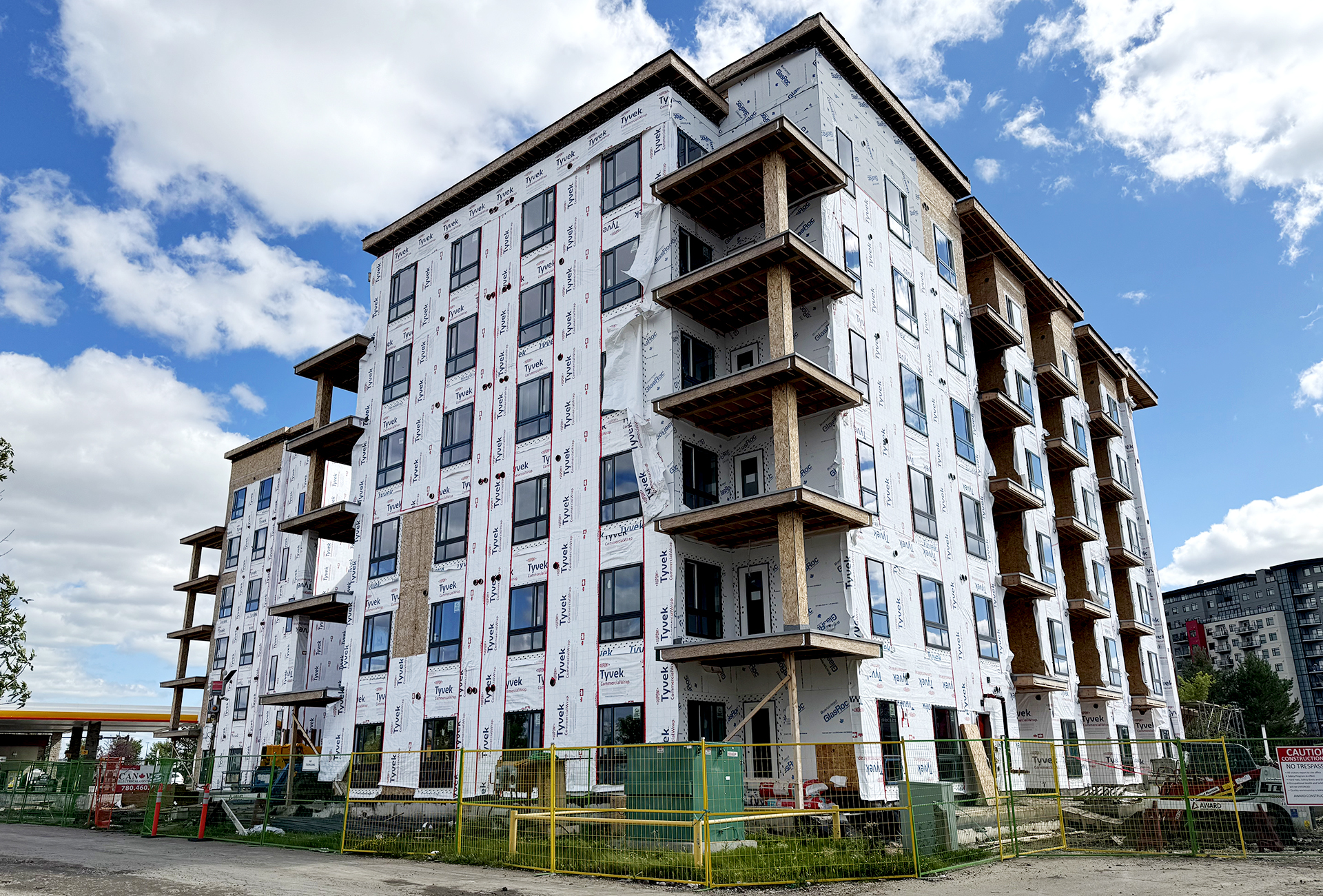 Currents of Windermere (Building 20) — Residential in Edmonton, AB, Canada — Energy Modelling by Design Works Engineering (view 4 of 5)