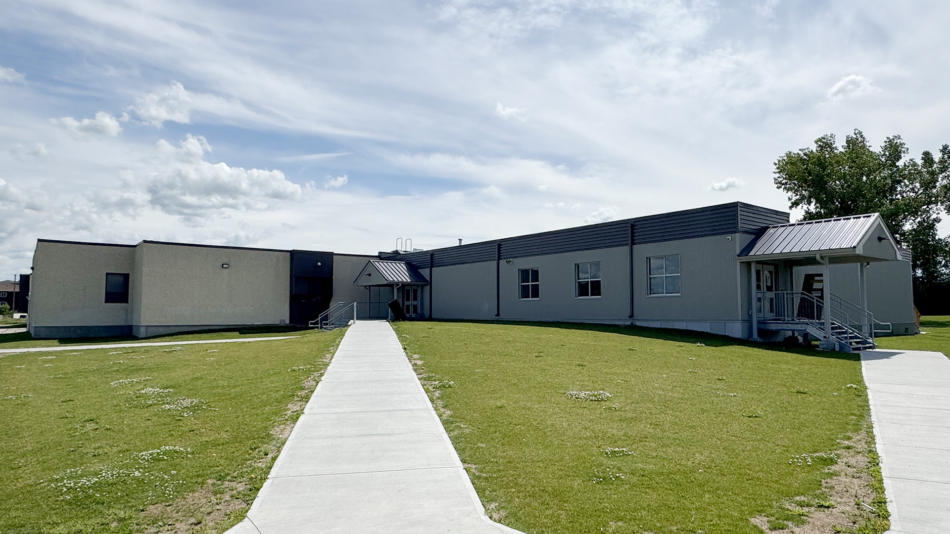 Ecole Leduc Junior High School — Education in Leduc, AB — Civil Engineering by Design Works Engineering (view 1 of 2)