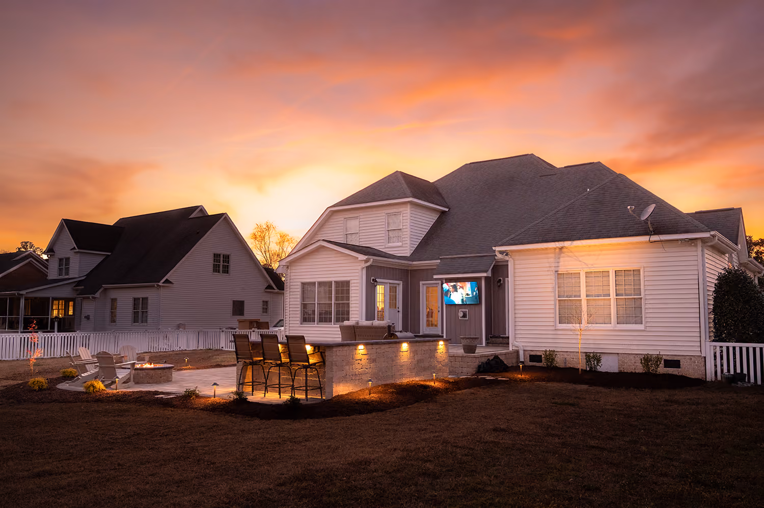 Carolina Hardscapes & Pools, outdoor lighting, outdoor kitchen