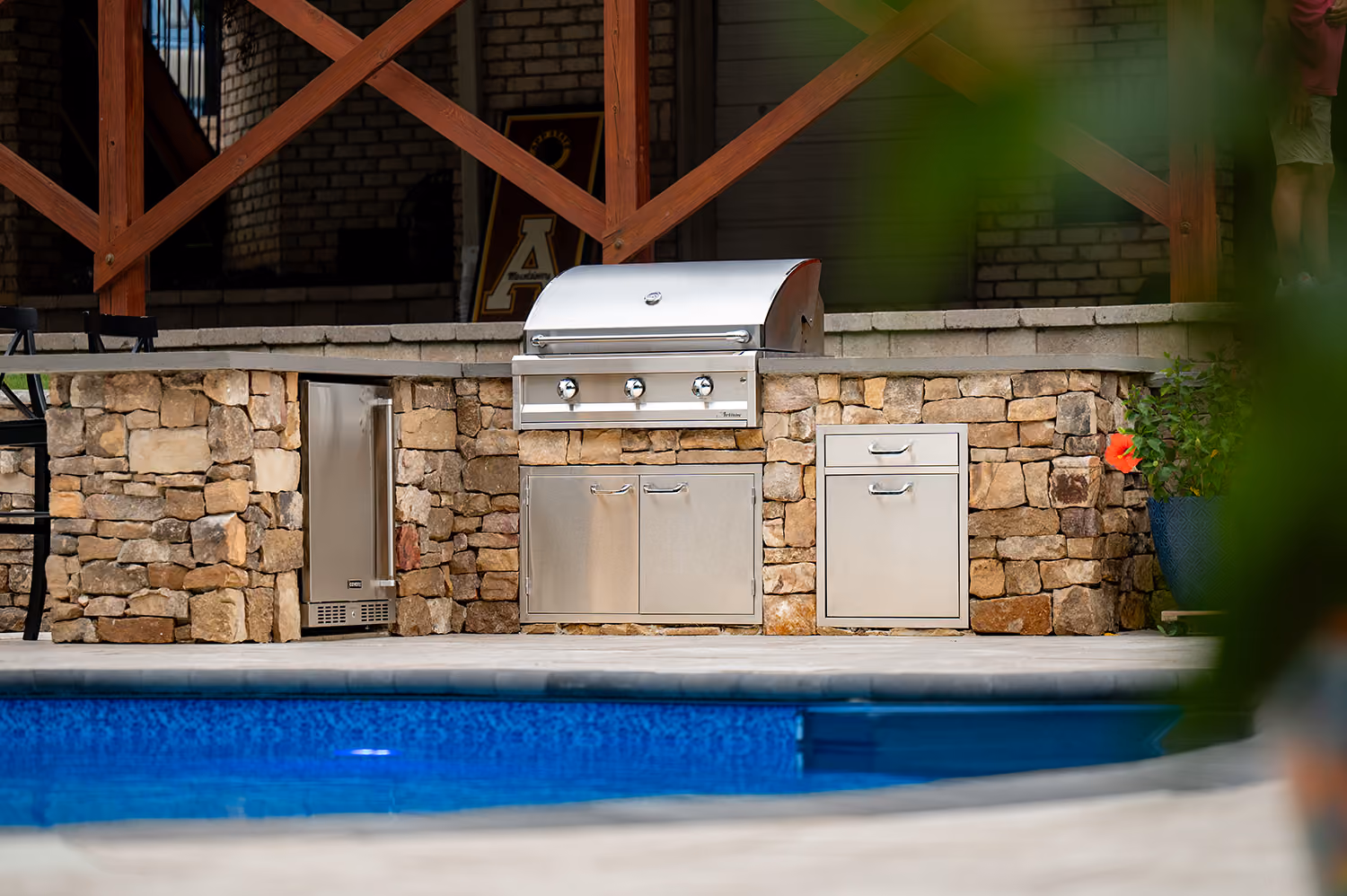 Carolina Hardscapes & Pools, water features, pool contractor, pools
