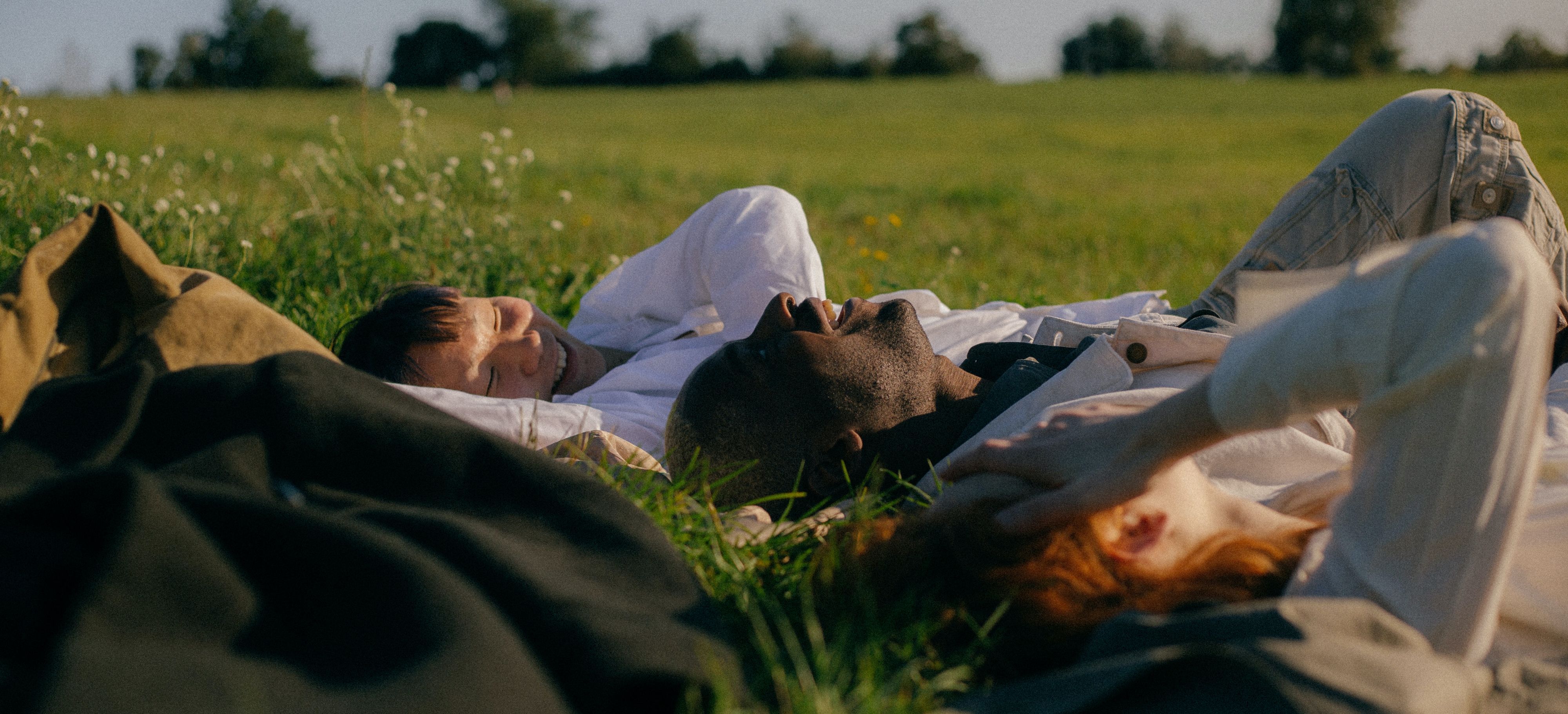 prone to allergies: men or women