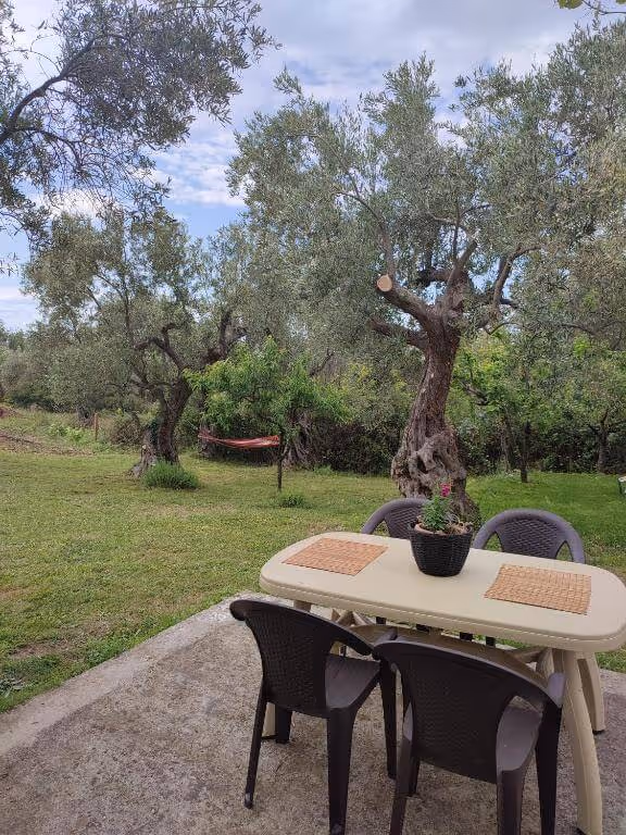 Liostasi Cottage