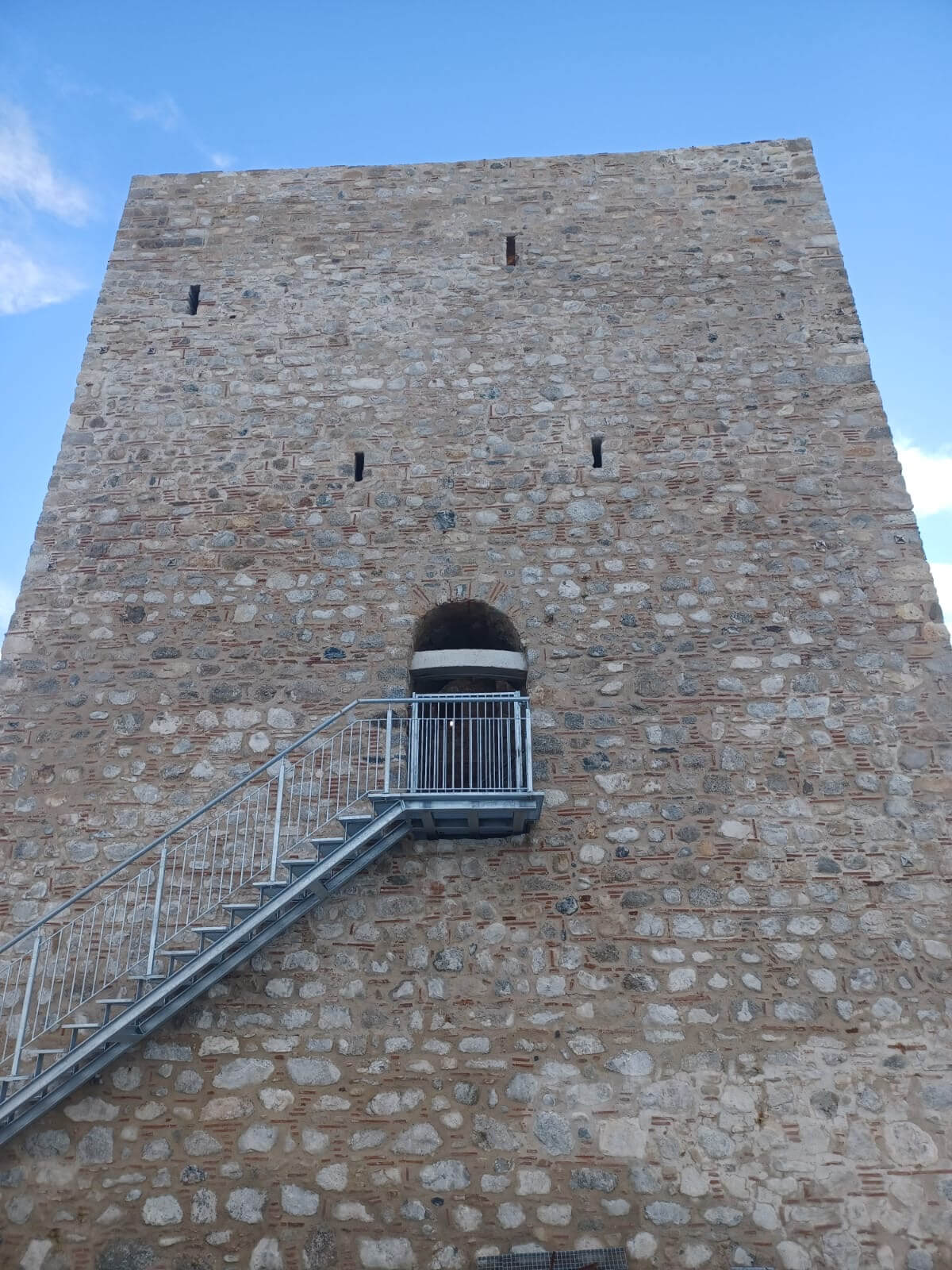 Fonias Tower