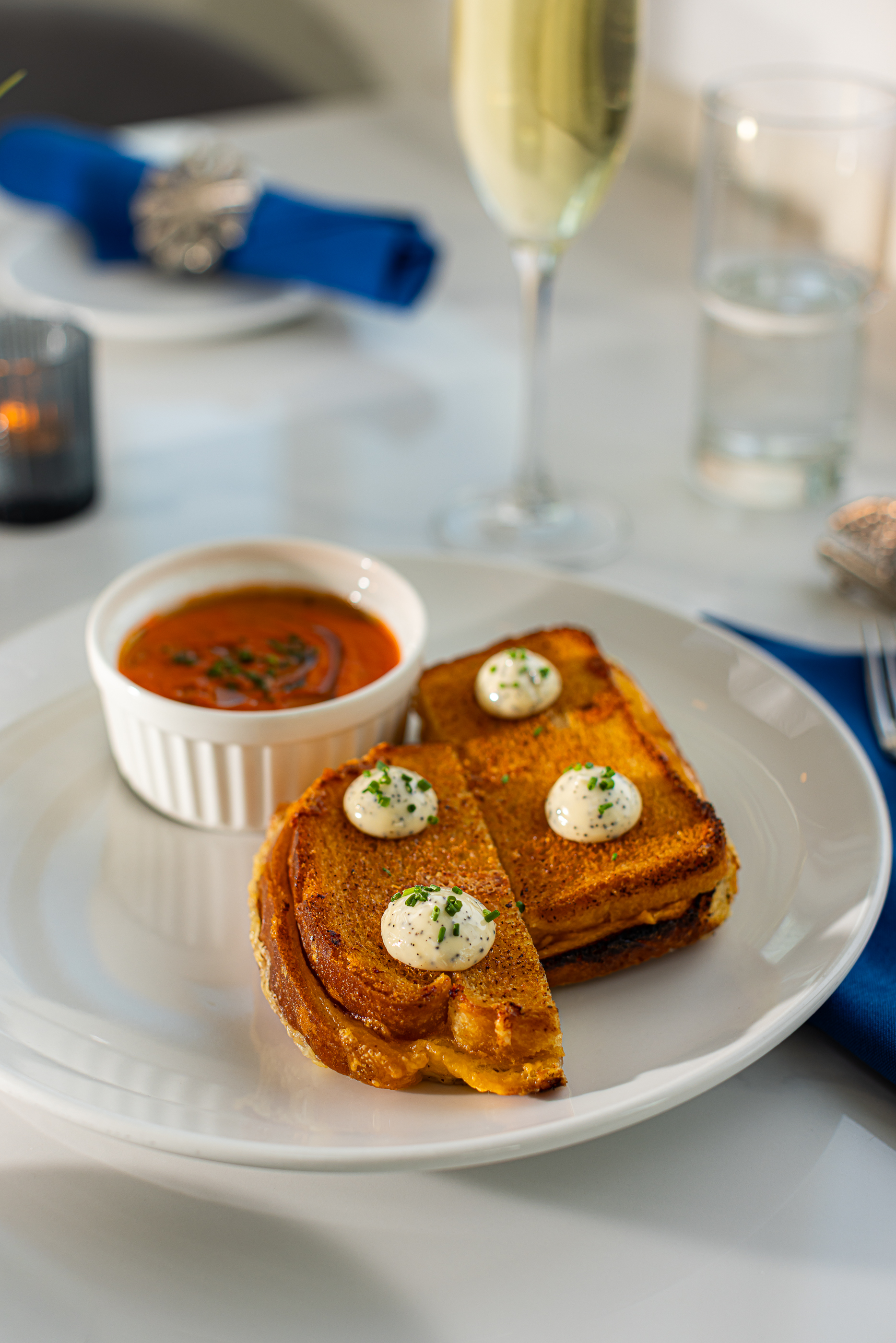 Plate of Dakota's On The Cove's Grilled Cheese
