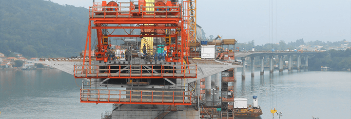 Içador de aduelas em obras de infraestrutura - Mills