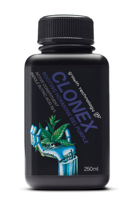 A unique blend of IBA, anti-microbial agents, vitamins and minerals for semi hardwood cuttings.