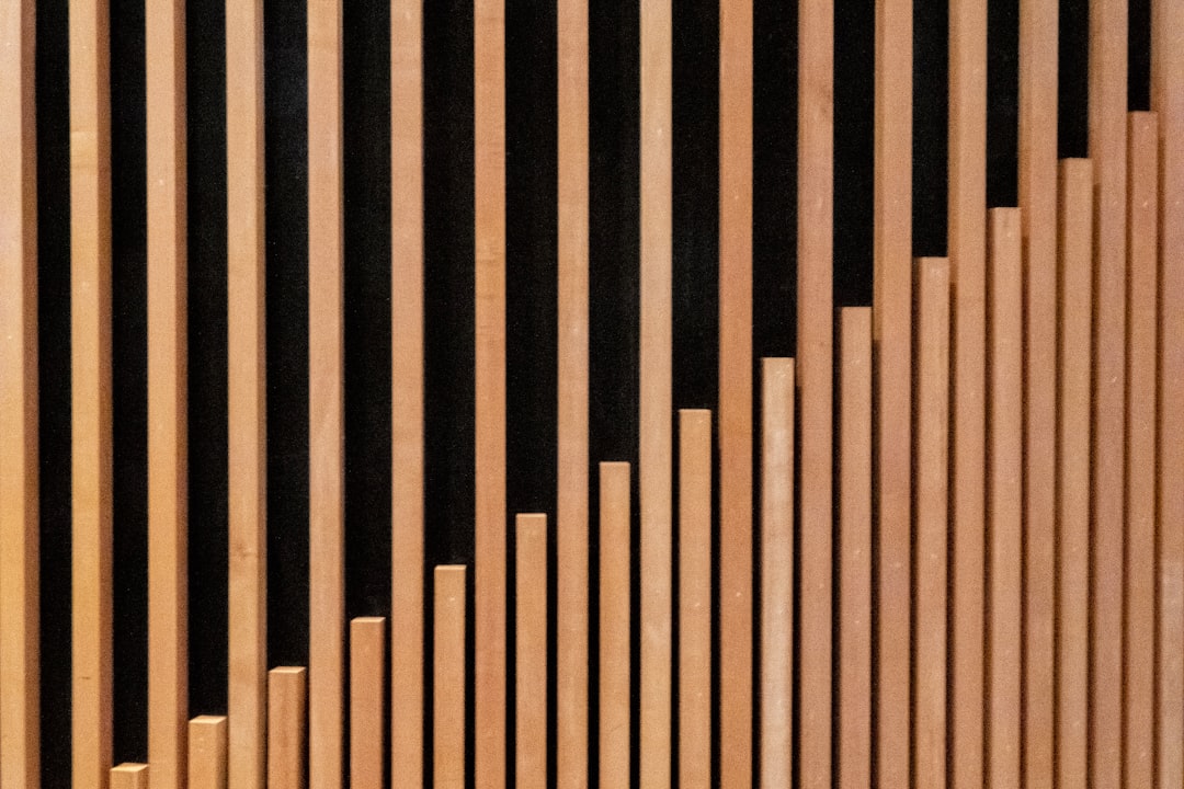 comparing wood and composite screens comparing wood and composite screens