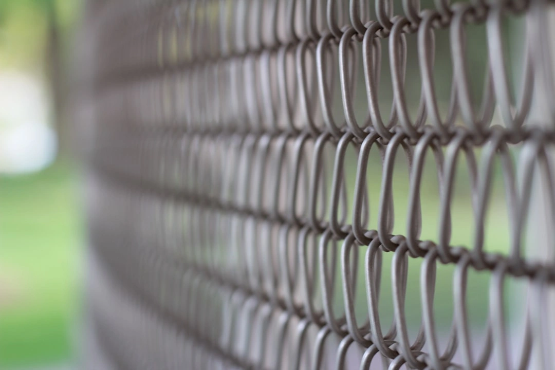 professional installers tensioning woven wire professional installers tensioning woven wire