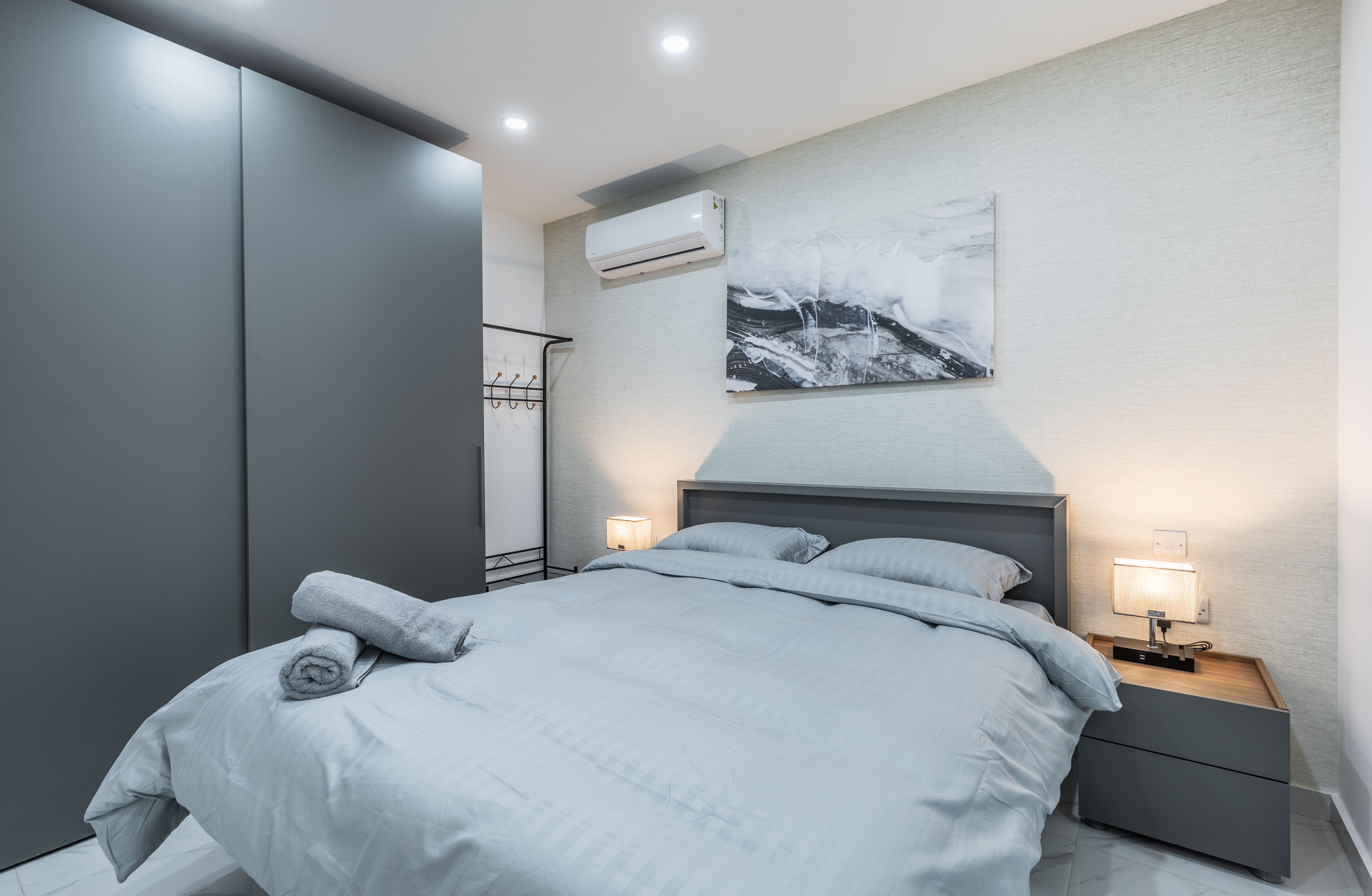 Gzira : 1 Bedroom Apartment