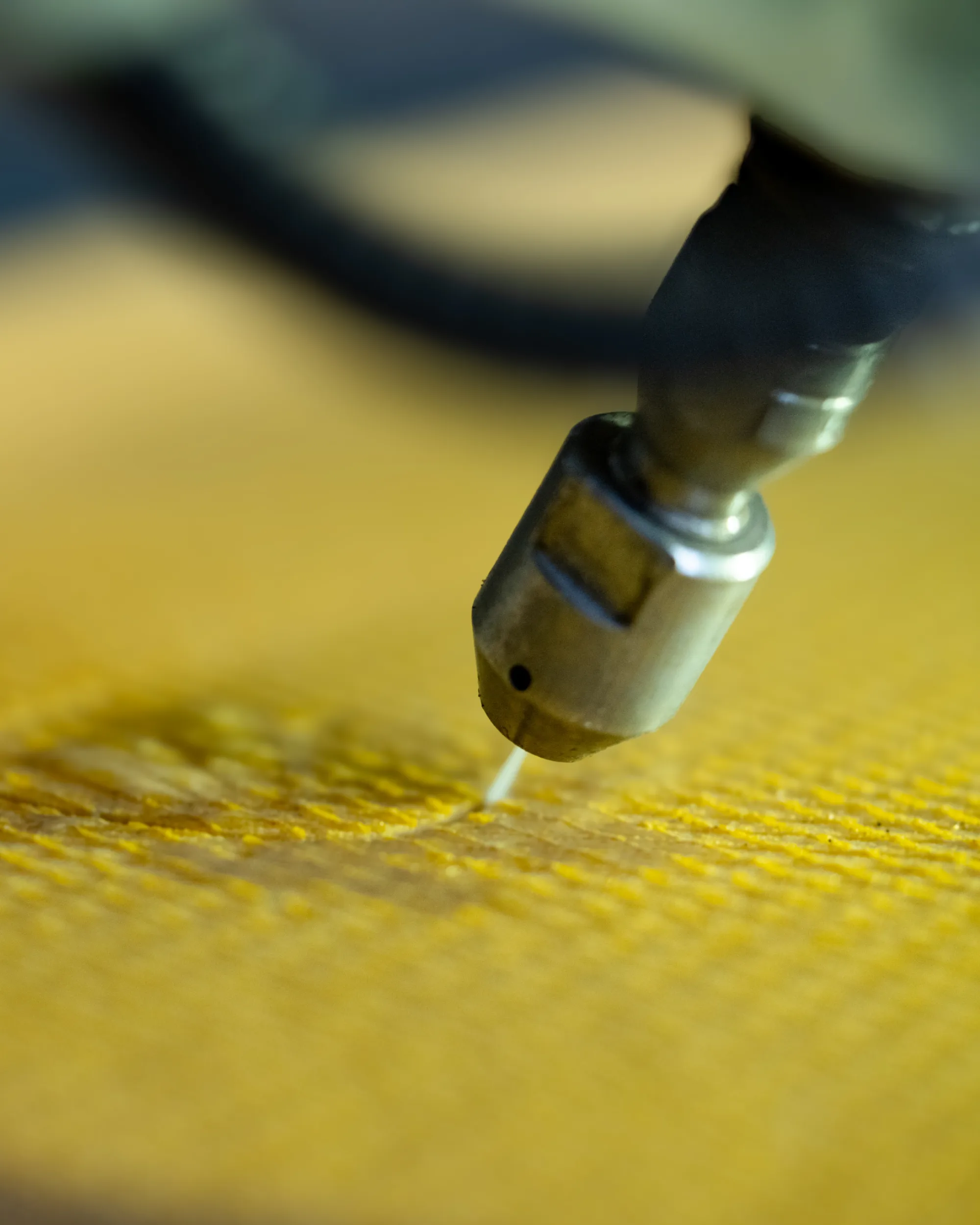 Bild vom Wasserstrahlschneiden.