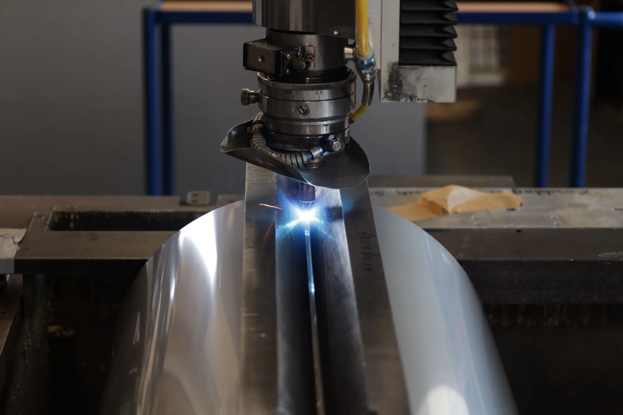 Bild der Weiterverarbeitung Laserschneiden.