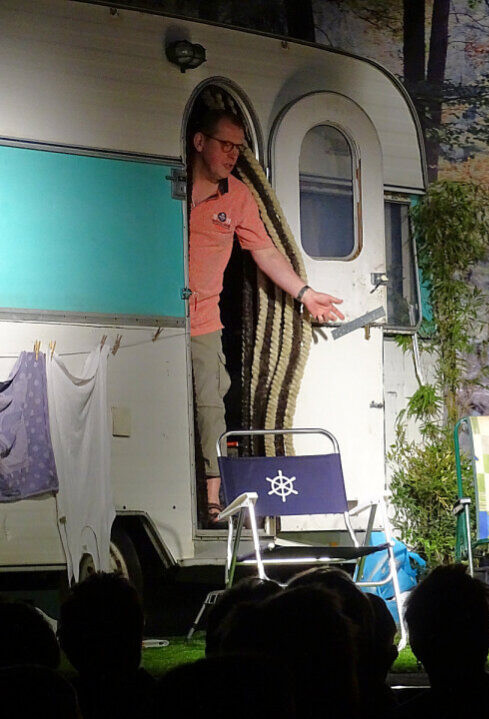Free Happy multiethnic friends with burgers taking selfie near food truck Stock Photo