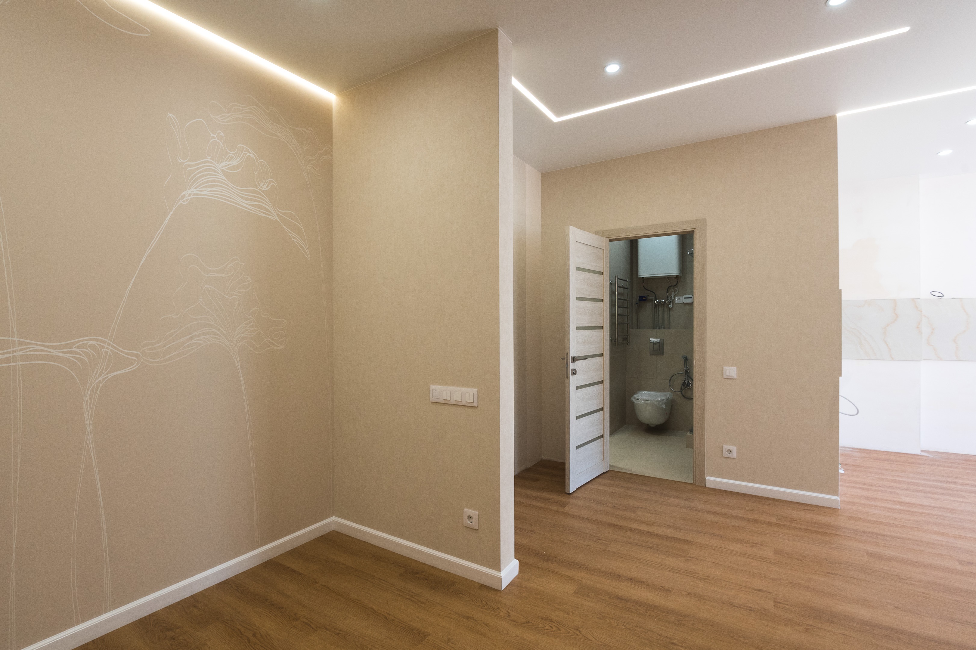 To carry out repairs for a woman who wanted to renovate the apartment after the inheritance.