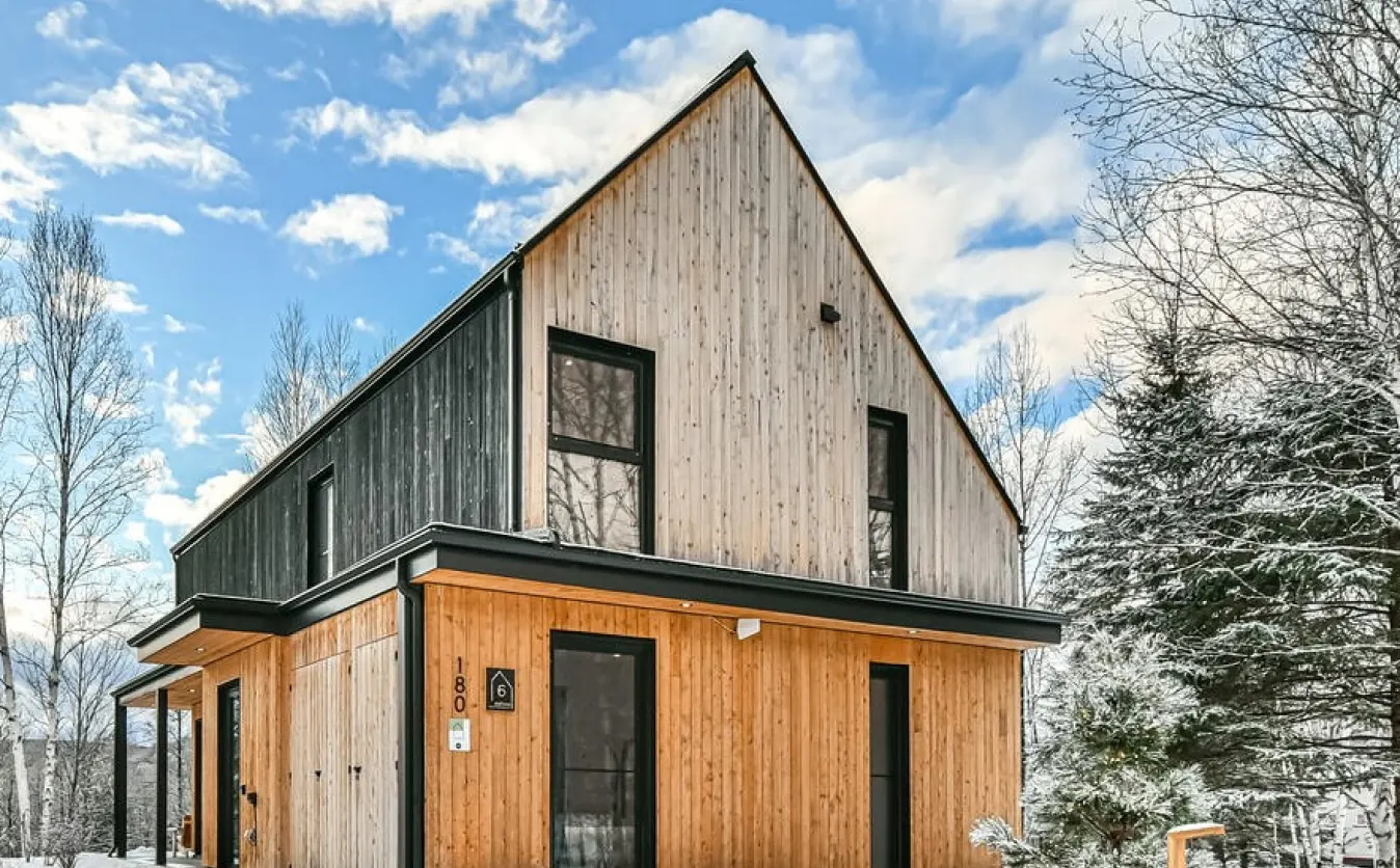 Cabin cover of snow
