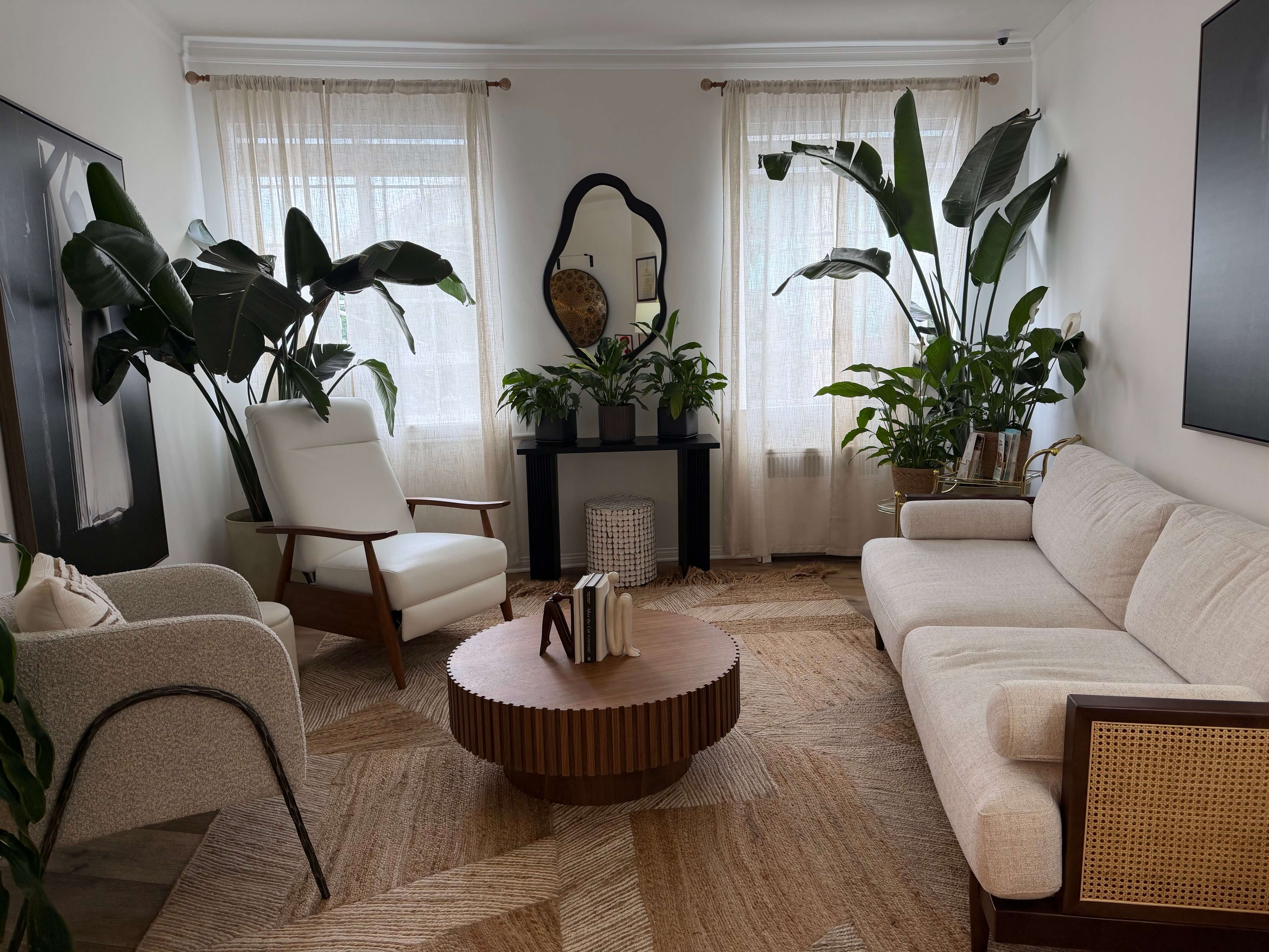 Offices for Dr Kriya Plastic Surgeon in Beverly Hills California