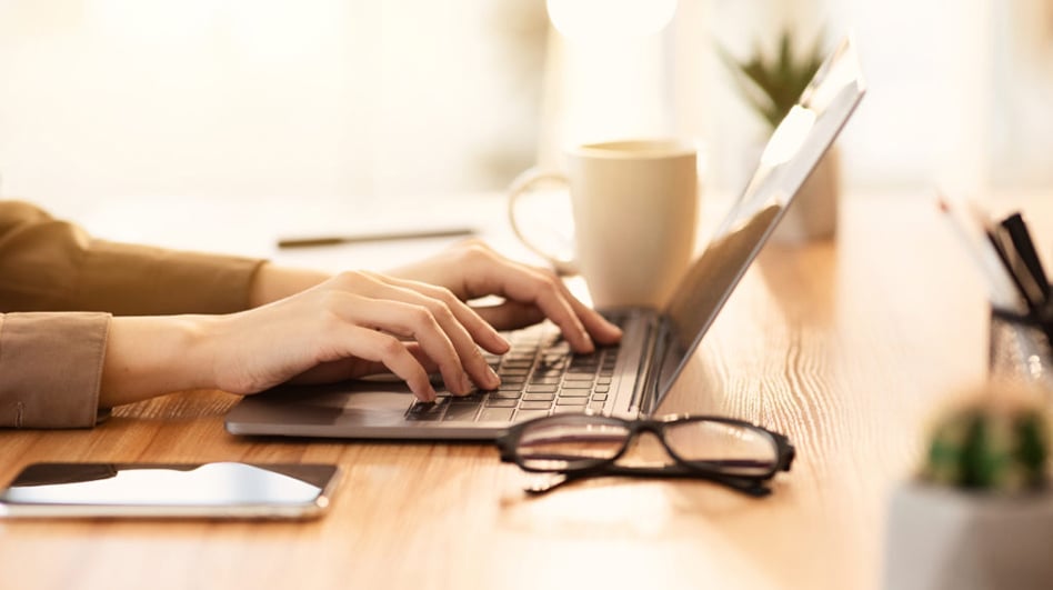 Home office ou travail sur site ?