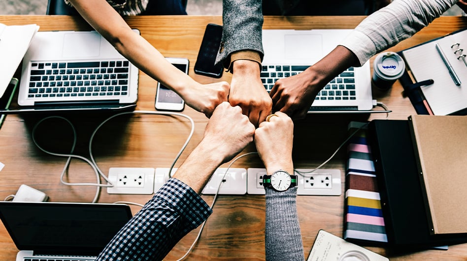 Les trois avantages émergeant d’une collaboration audiovisuelle