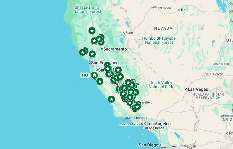 Mapa de las ubicaciones de los clientes de COP-R-LOCK en California, con la sede de Farmblox en Santa Cruz