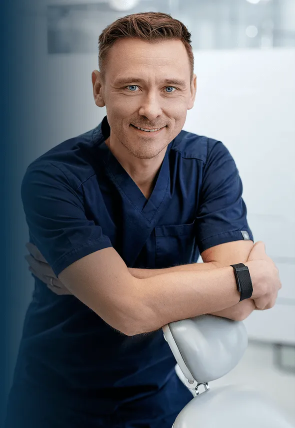 karol-sujka-implantolog