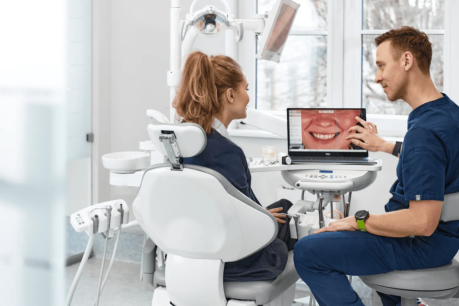 karol-sujka-implanty-cennik