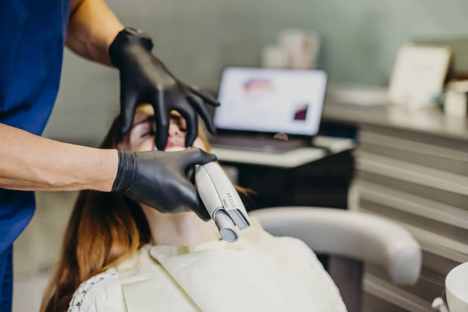 implanty-zebowe-wysokiej-jakosci-oferta-gabinetu-stomatologicznego-w-olsztynie