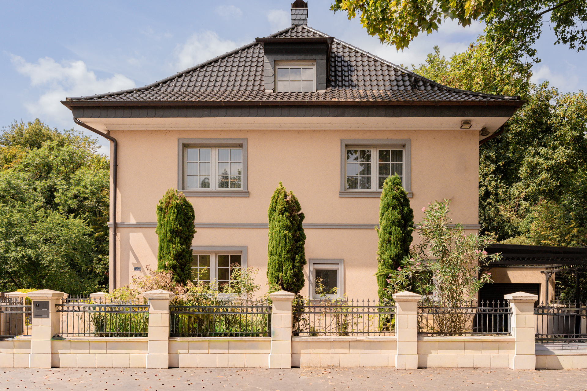 STADTVILLA. MA-LINDENHOF. | STILVOLL & MODERNISIERT.