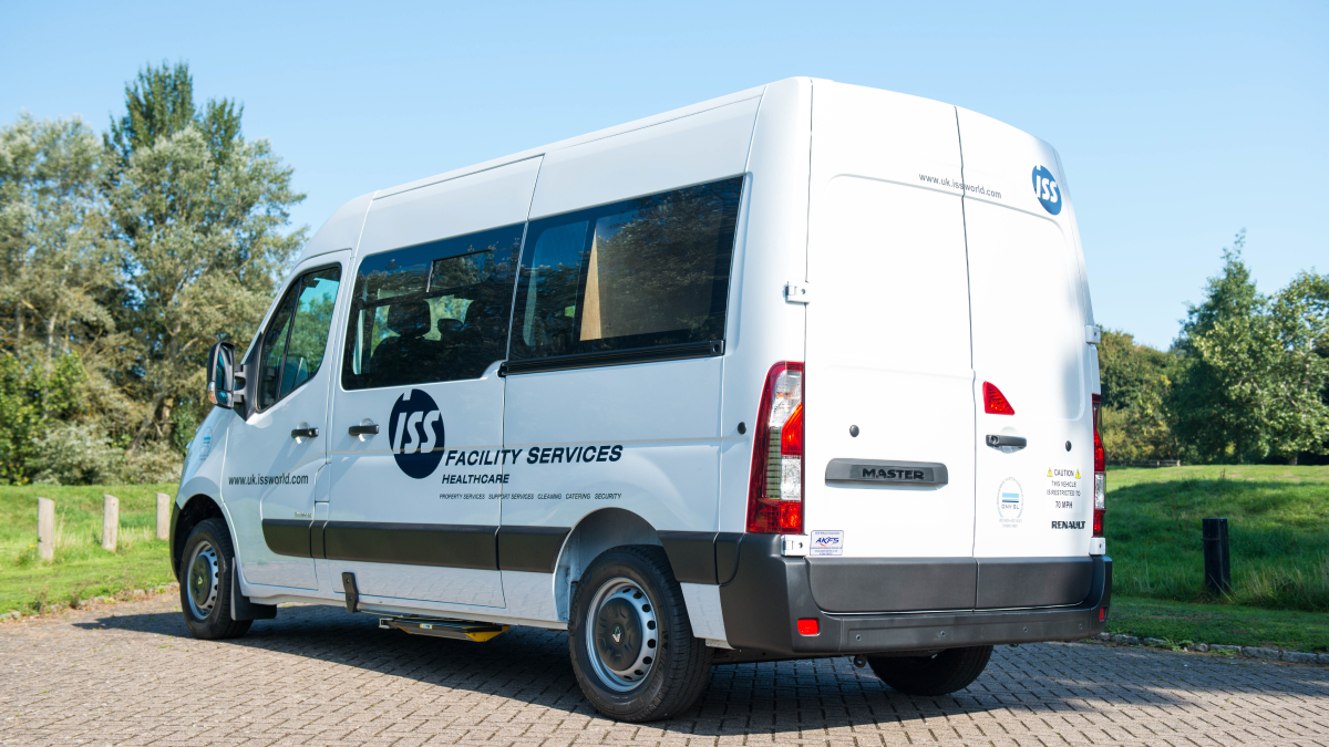 Why choose the AKFS Crew Bus?