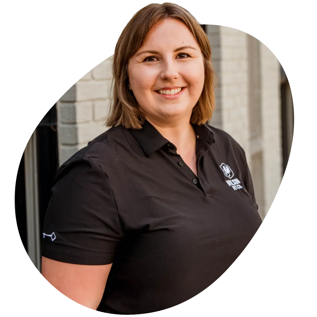 Dr. Michaela Olson, DVM. Field Veterinarian, A southern Minnesota native, Dr. Michaela's passion for working with animals began on her family hobby farm, where they raised poultry, goats, and pigs for 4-H and food. Following her undergraduate in Animal Science at the University of Minnesota, Dr. Michaela went on to complete her Doctorate of Veterinary Medicine at the University of Minnesota College of Veterinary Medicine.