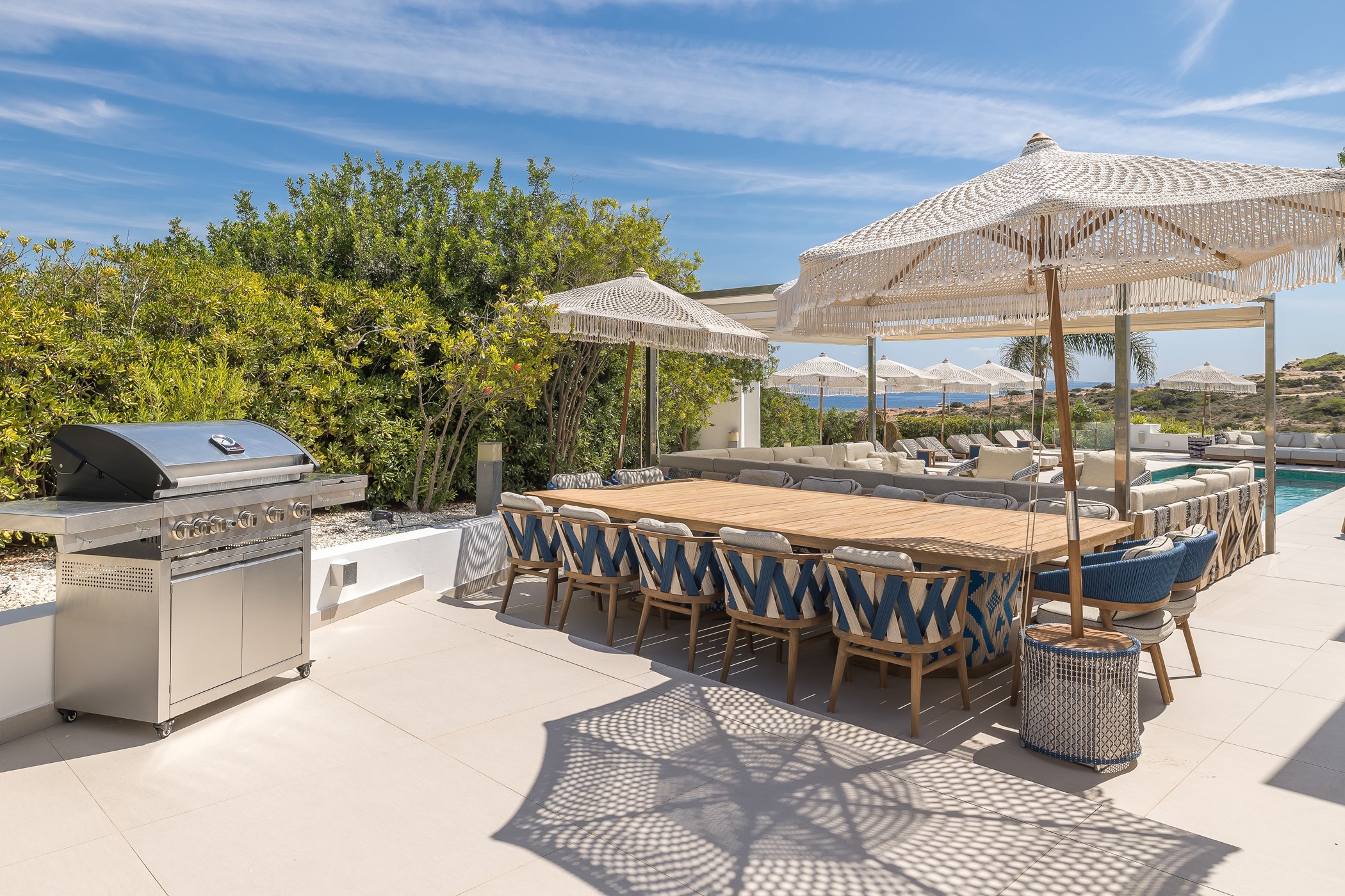 Villa Azura – 4-bedroom villa, with fully furnished interiors (photo 10 of 49)