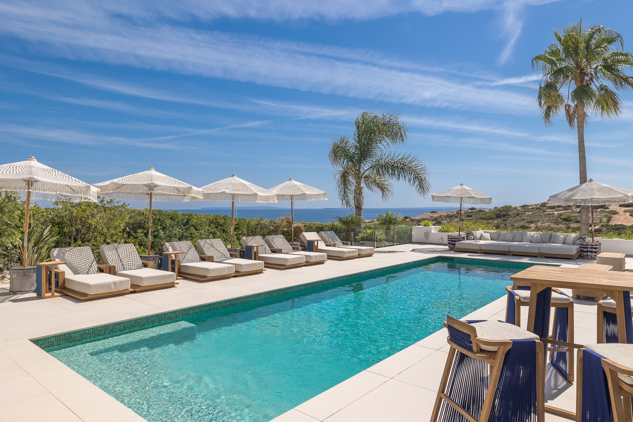 Villa Azura – 4-bedroom villa, with a swimming pool (photo 9 of 49)