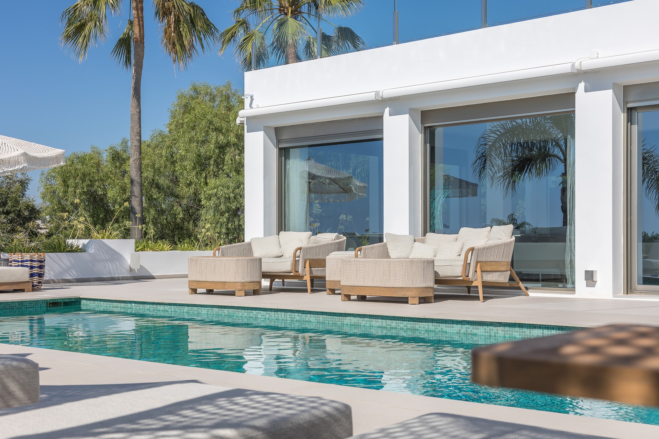 Villa Azura – 4-bedroom villa, with fully furnished interiors (photo 6 of 49)