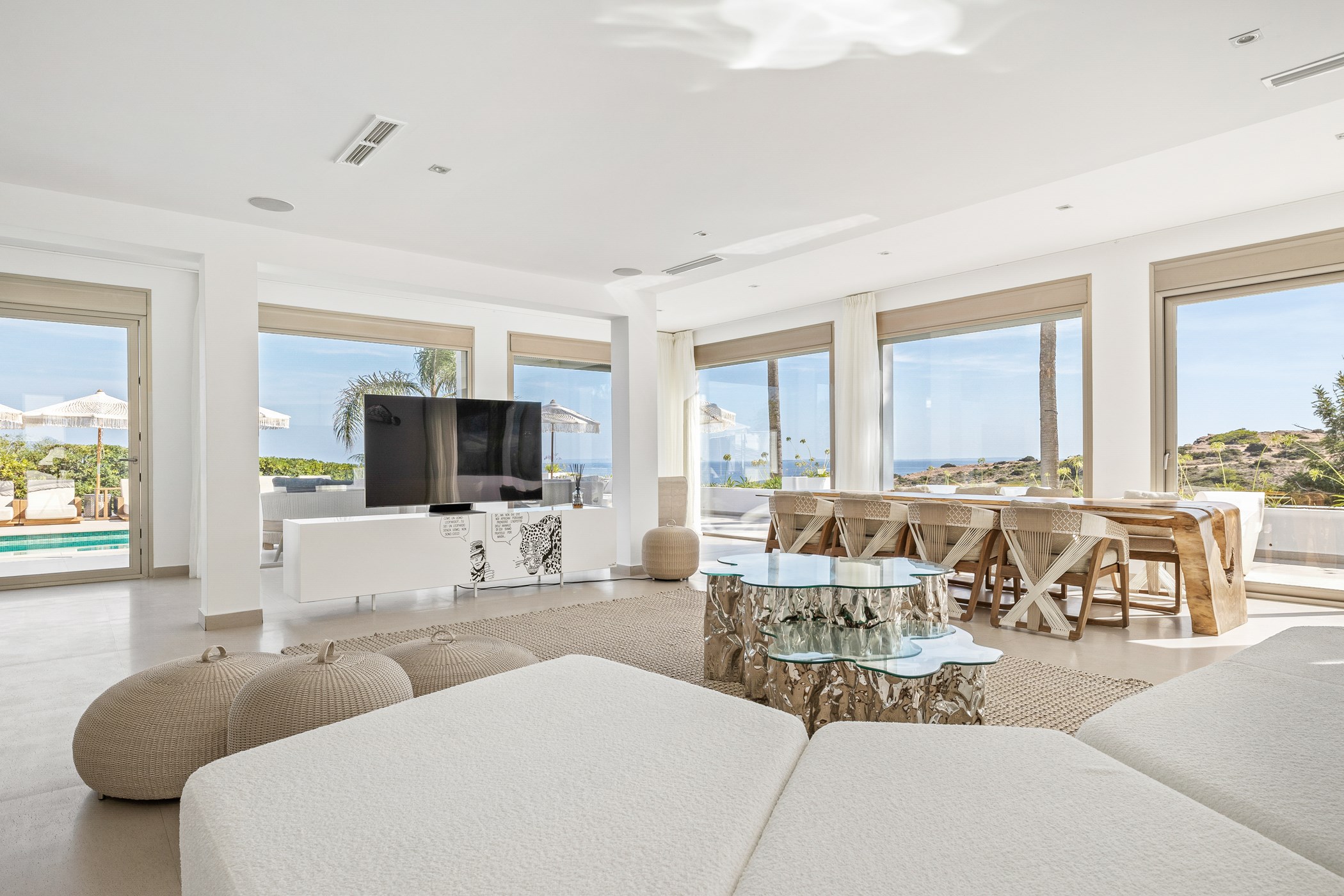 Villa Azura – 4-bedroom villa, with a swimming pool (photo 19 of 49)