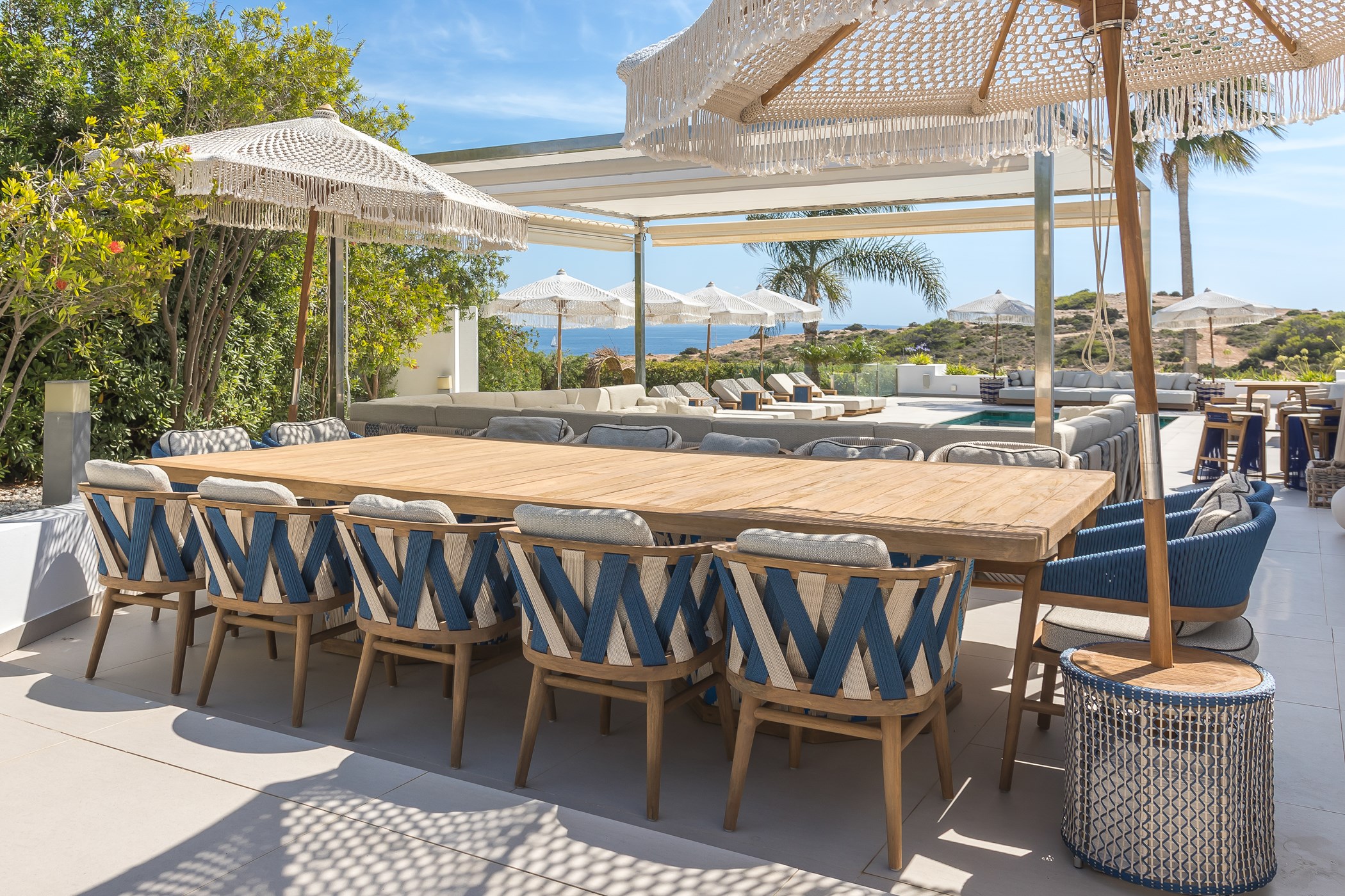 Villa Azura – 4-bedroom villa, with fully furnished interiors (photo 14 of 49)
