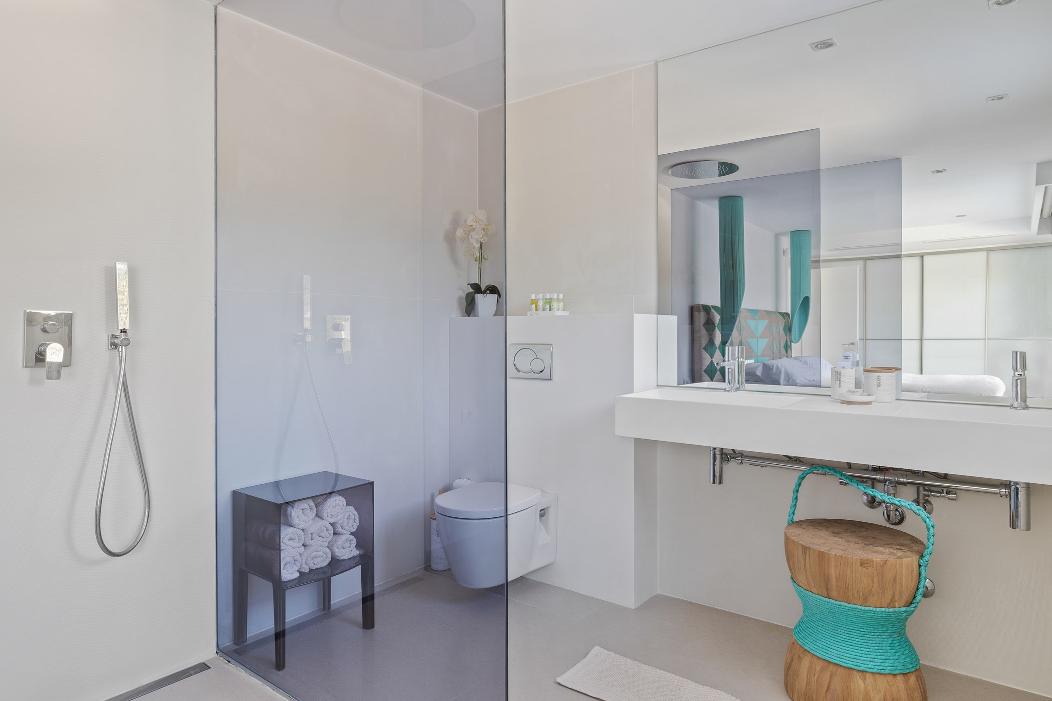 Villa Azura – 4-bedroom villa, with fully furnished interiors (photo 24 of 49)